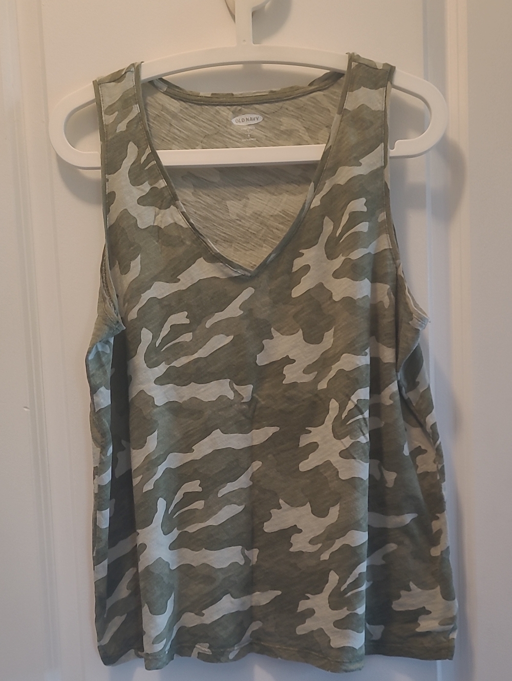 Old Navy Olive Camo V-Neck Cold-Shoulder Tank